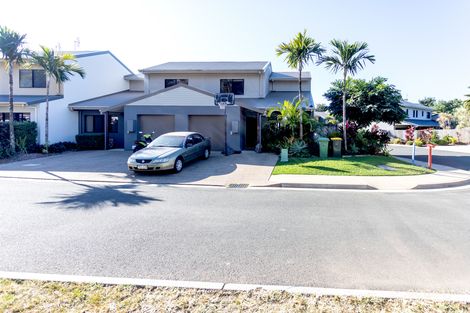 Property photo of 1/25 Abell Road Cannonvale QLD 4802