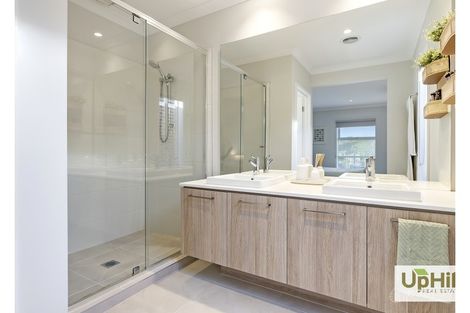 Property photo of 30 Shulze Drive Clyde North VIC 3978