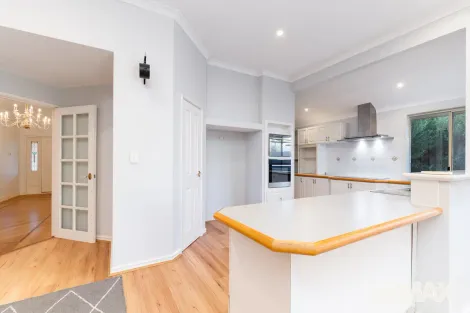 Property photo of 18 Discovery Circuit Iluka WA 6028