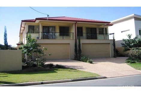 2/61 Shaw St, Southport, QLD 4215