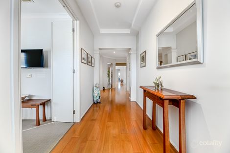 Property photo of 44 Ridgemont Drive Berwick VIC 3806