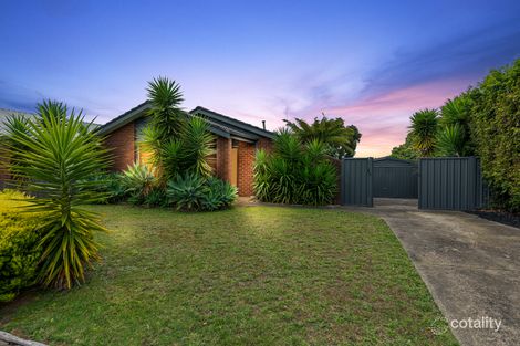 Property photo of 40 Raphael Crescent Frankston VIC 3199