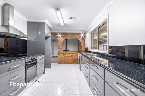 Property photo of 21 Darri Street Glenfield Park NSW 2650