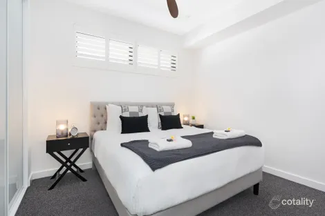 Property photo of 55 Reddall Parade Lake Illawarra NSW 2528