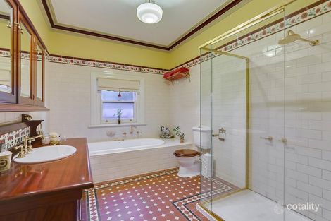 Property photo of 1 McCarten Street Reservoir VIC 3073