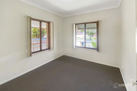 Property photo of 32 Harrison Crescent Forest Lake QLD 4078