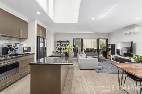 Property photo of 4 Bolt Street Beaconsfield WA 6162
