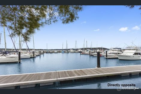 Property photo of 2/94-96 Beach Road Batemans Bay NSW 2536