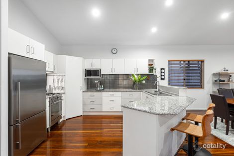 Property photo of 52 Kingsley Terrace Wynnum QLD 4178