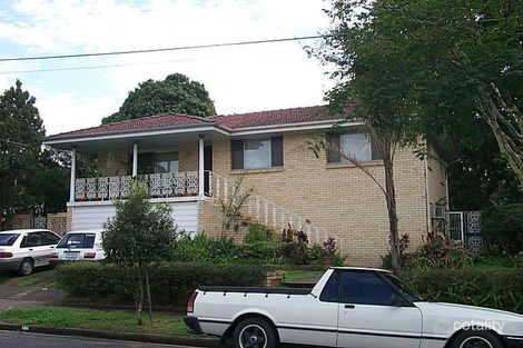 27 Thurlow St, Newmarket, QLD 4051