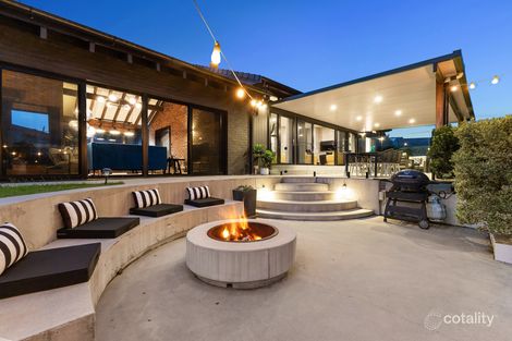 Property photo of 6 Chale Court Bundall QLD 4217