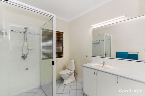 Property photo of 10 Kensington Court Castle Hill QLD 4810