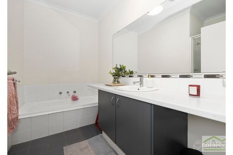 Property photo of 12 Saunton Way Ridgewood WA 6030