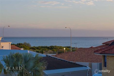 Property photo of 8 Node Court Mullaloo WA 6027
