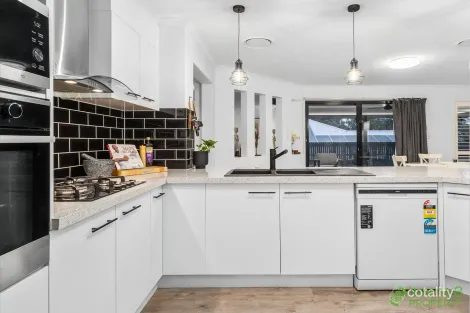 Property photo of 5 Patrone Court Warner QLD 4500