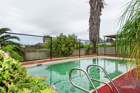 33 Denston Way, Girrawheen, WA 6064