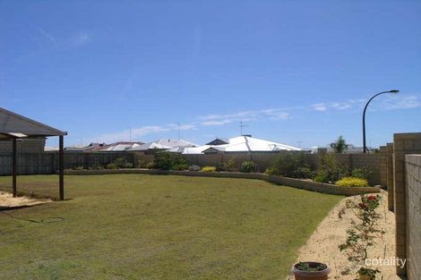 Property photo of 8 Hibbertia Follow Halls Head WA 6210
