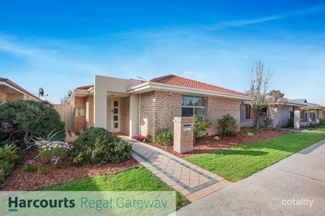 Property photo of 10 Goulburn Approach Hammond Park WA 6164
