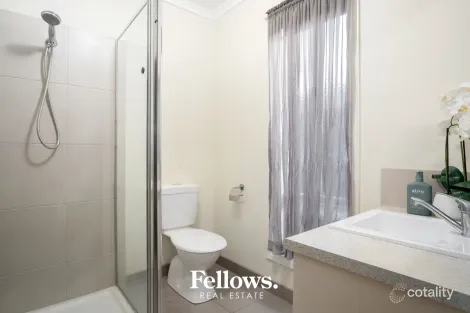 Property photo of 64 Eagle Drive Pakenham VIC 3810