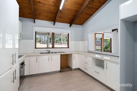 Property photo of 65 Oxley Drive Barellan Point QLD 4306