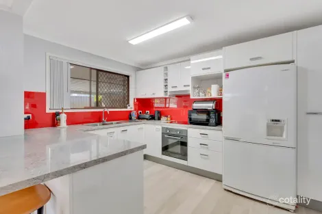 Property photo of 2/55 Government Road Labrador QLD 4215