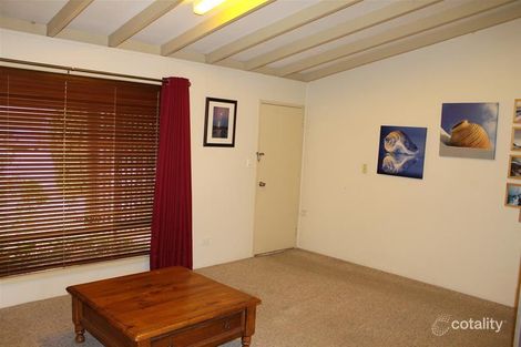 Property photo of 2 Lever Way South Yunderup WA 6208