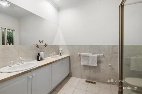 Property photo of 72 Porter Street Eltham VIC 3095