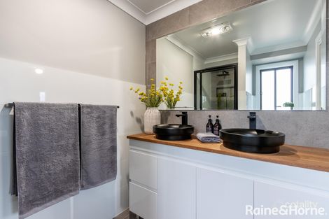 Property photo of 54 Sunbright Road Kelso NSW 2795