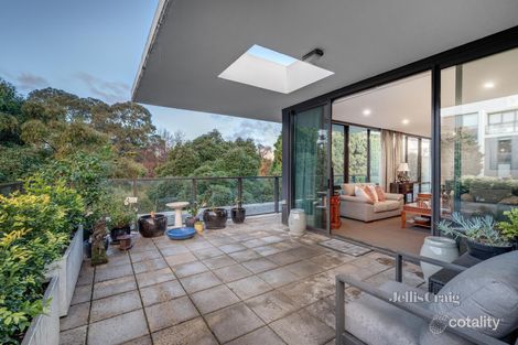 Property photo of 301/55 Chaucer Crescent Canterbury VIC 3126