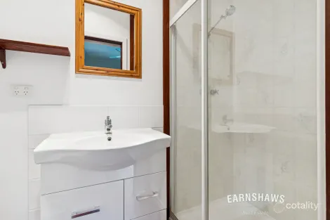 Property photo of 6 Azeeza Court Darlington WA 6070