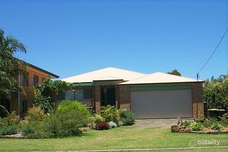 Property photo of 66 Bathurst Street Elliott Heads QLD 4670
