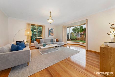 Property photo of 4 Evelyn Court Dingley Village VIC 3172