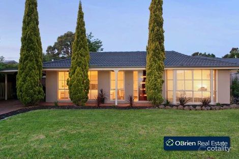 1/55-57 Strathavan Dr, Berwick, VIC 3806