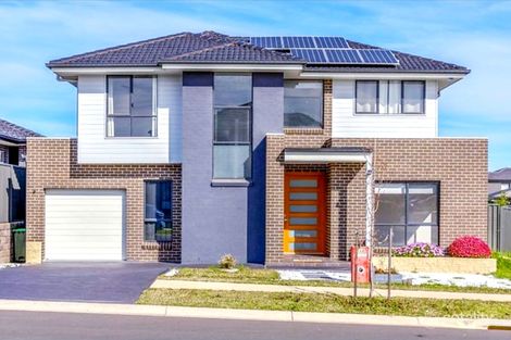 140 Village Cct, Gregory Hills, NSW 2557