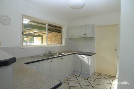 Property photo of 3 Whitfield Avenue Springwood QLD 4127