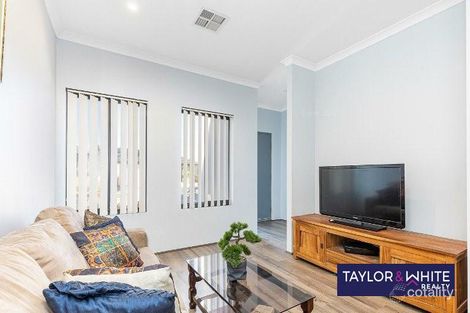 Property photo of 9 Ballymote Gardens Ridgewood WA 6030