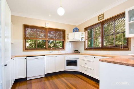 Property photo of 5 Cudgee Close Green Point NSW 2251