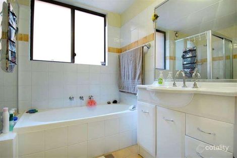 Property photo of 10/227-231 Targo Road Girraween NSW 2145