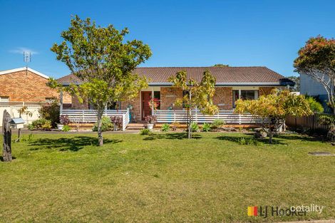 Property photo of 38 Belbowrie Parade Maloneys Beach NSW 2536