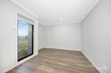 Property photo of 14 Plantation Walk Deanside VIC 3336
