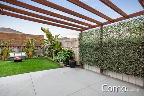 Property photo of 63 Monaco Circuit Wollert VIC 3750