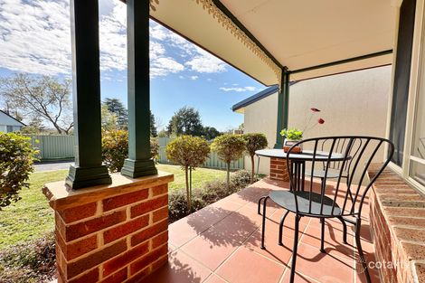 Property photo of 2/2 Old Barracks Lane Young NSW 2594