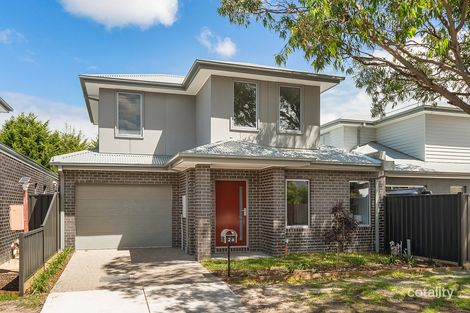 2a Deighton Dr, Rosebud, VIC 3939