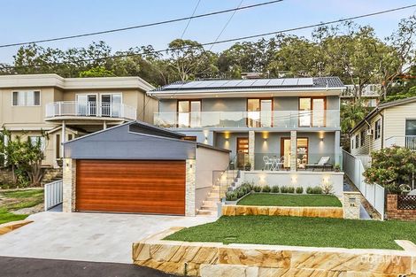 38 Taylor St, Woy Woy Bay, NSW 2256