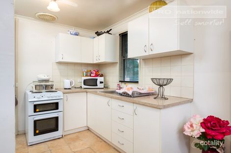 Property photo of 7 Warren Place Mount Austin NSW 2650
