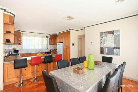 Property photo of 64 McKenzie Crescent Roxburgh Park VIC 3064