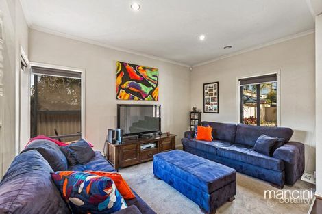 Property photo of 10 La Coruna Gardens Point Cook VIC 3030