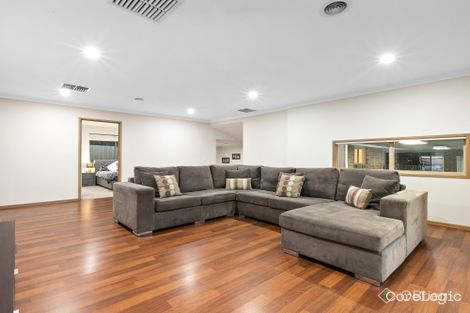 Property photo of 6 Leonie Court Narre Warren VIC 3805