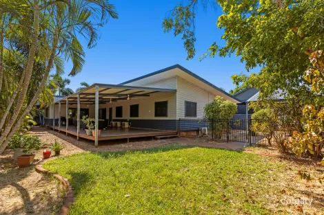 Property photo of 6 Yarri Way Cable Beach WA 6726