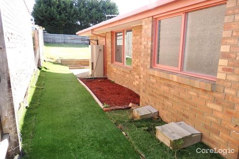 15 Weeden Cres, Hallam, VIC 3803